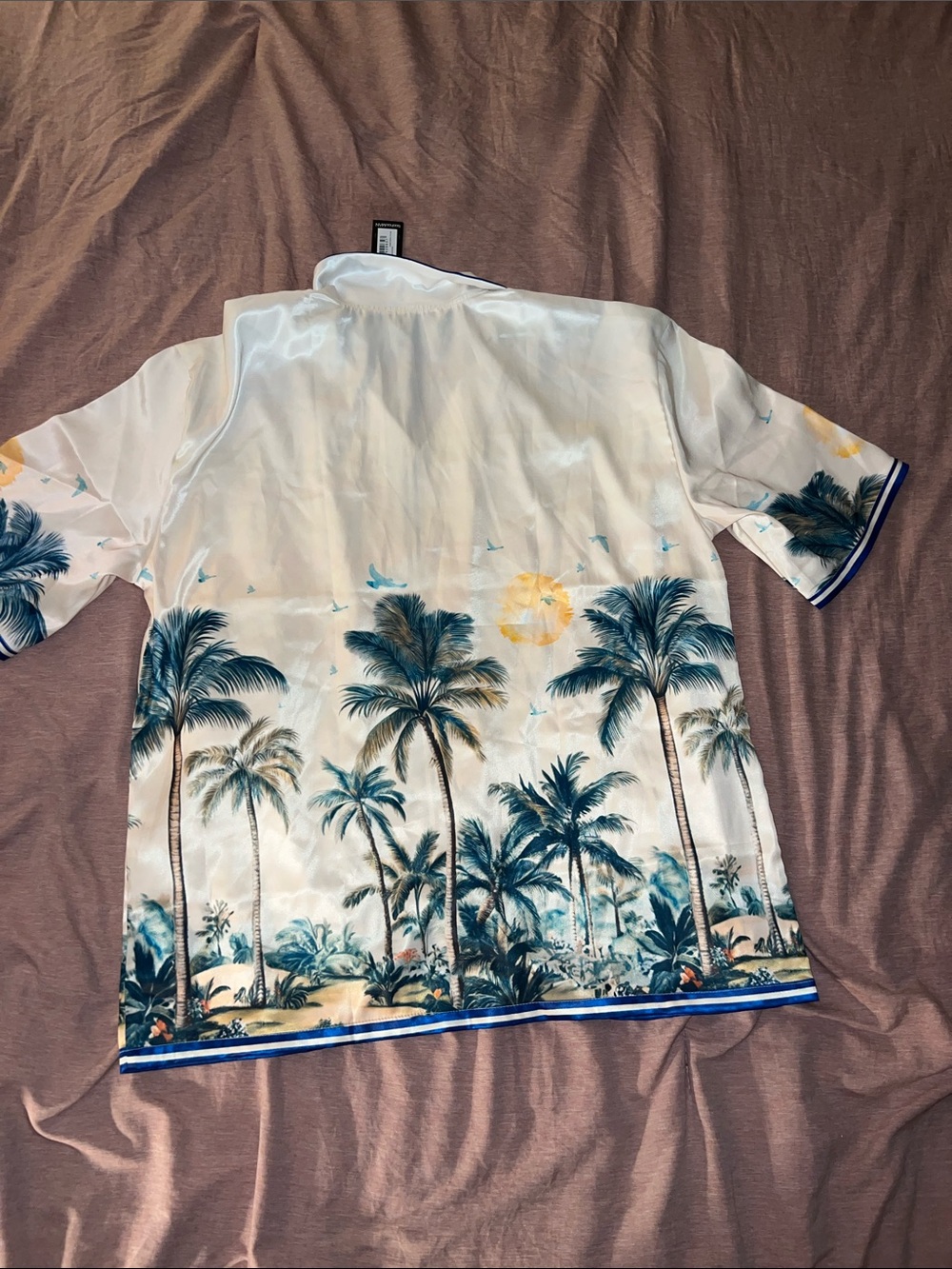 Boohoo Man Oversized Palm Print Satin Short Set - Picture 5 of 13